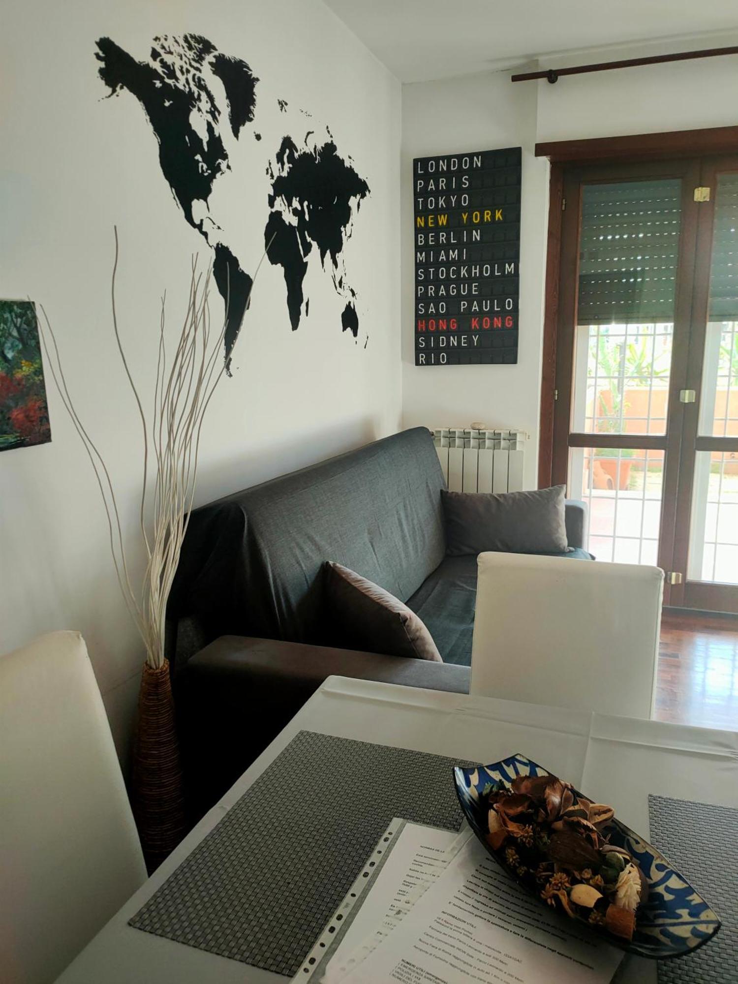 Lele House Fiumicino - Intero Appartamento Aeroporto Di Fiumicino - Nuova Fiera Di Roma Bagian luar foto